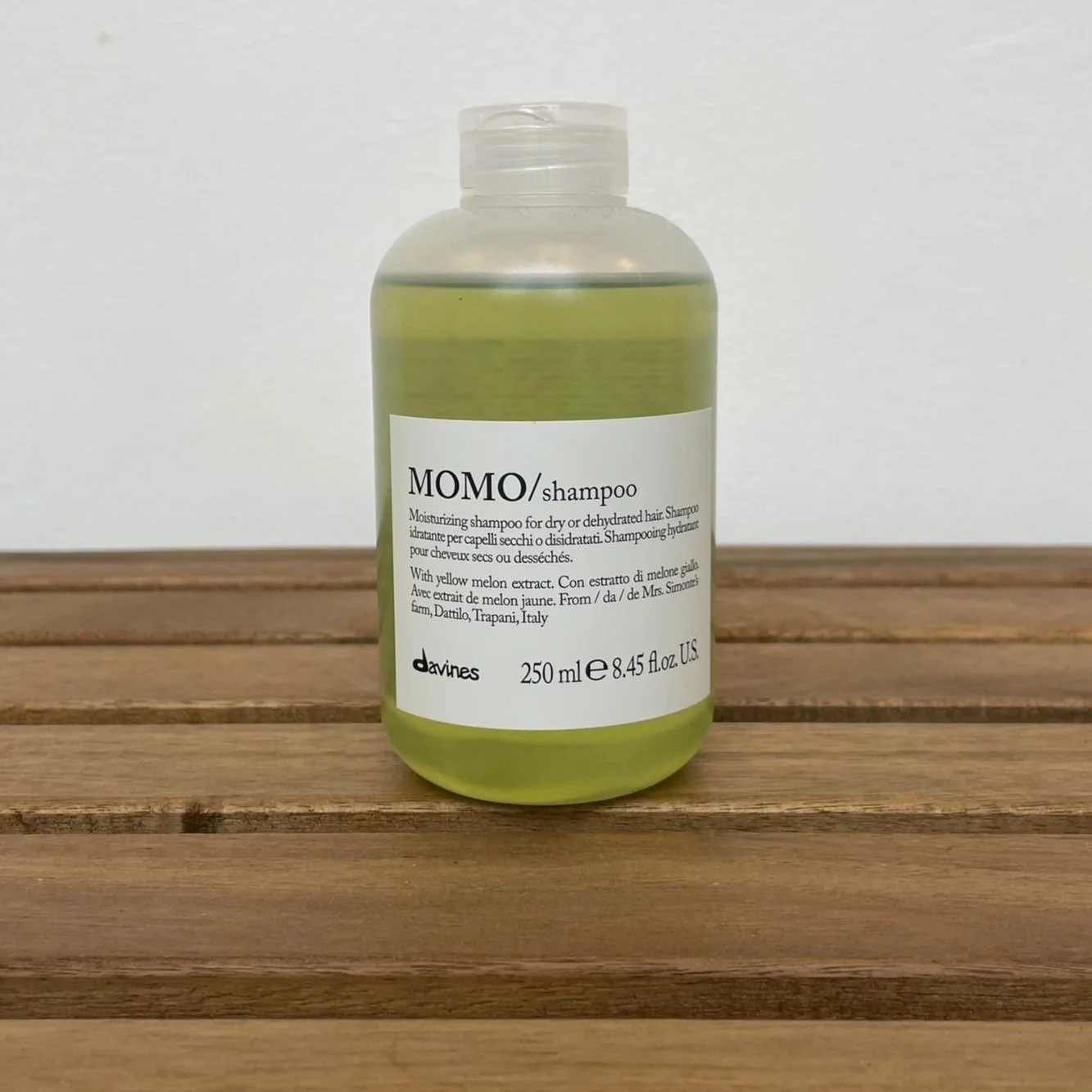 Davines top momo shampoo